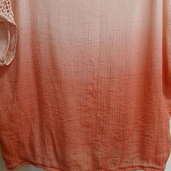 By & By Melon/Peach Ombre' Short Sleeved Semi Sheer Blouse XL - Picture 4 of 9